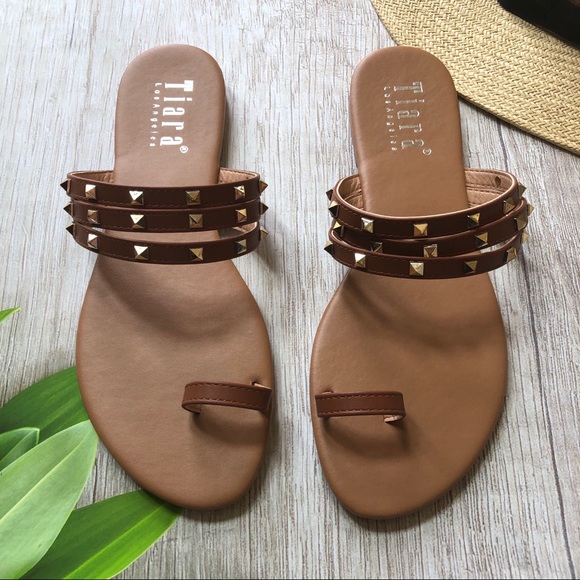 Tiara Cognac Studded Sandal - Picture 5 of 7